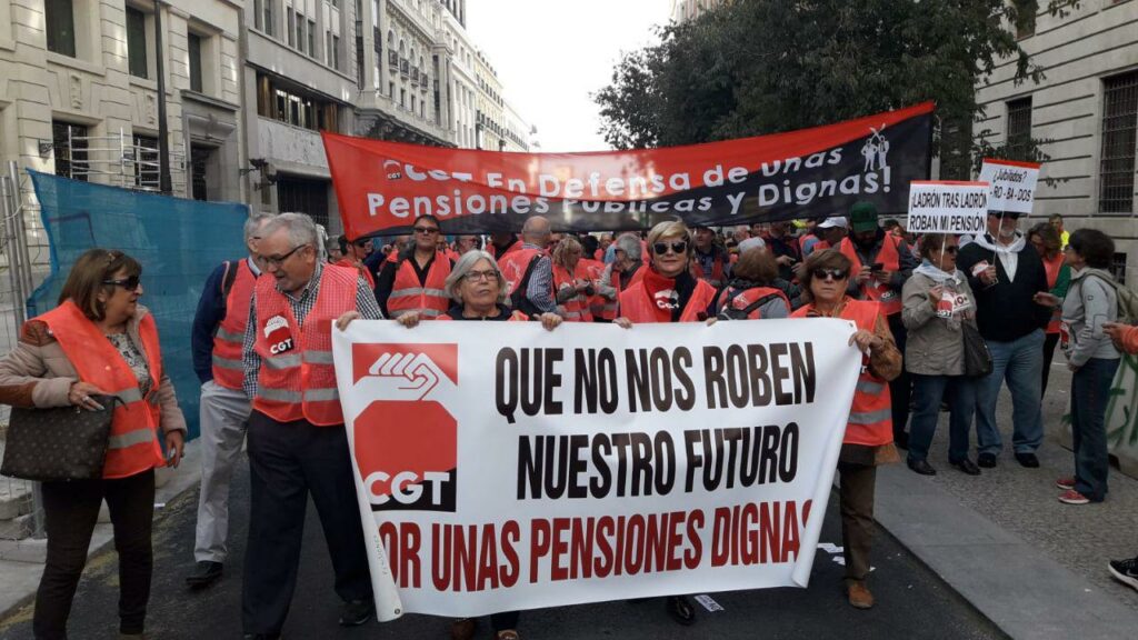 “Manos arriba, esto es un atraco con violencia: las burguesías nacional- fascista del PP/Vox y, las burguesías neoliberales catalanas de Junts, roban a los casi 10 millones de pensionistas, parte de sus pensiones”